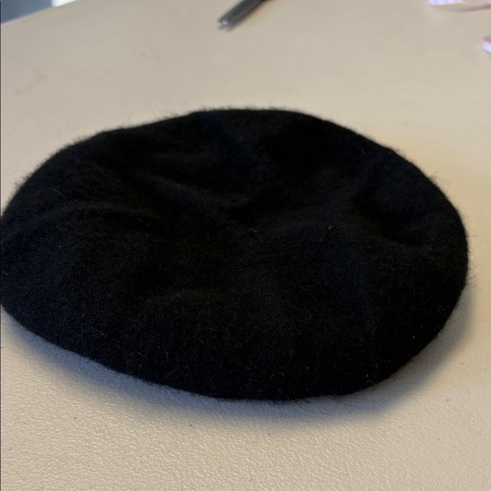 Classic Black Beret/ Beanie